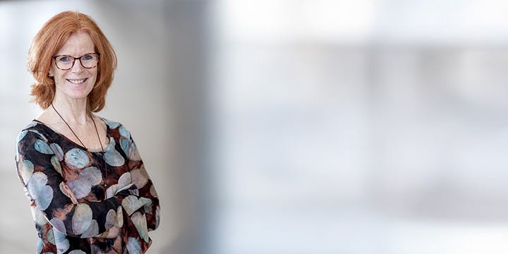 Esther Manno, Collega in de Kijker, support desk