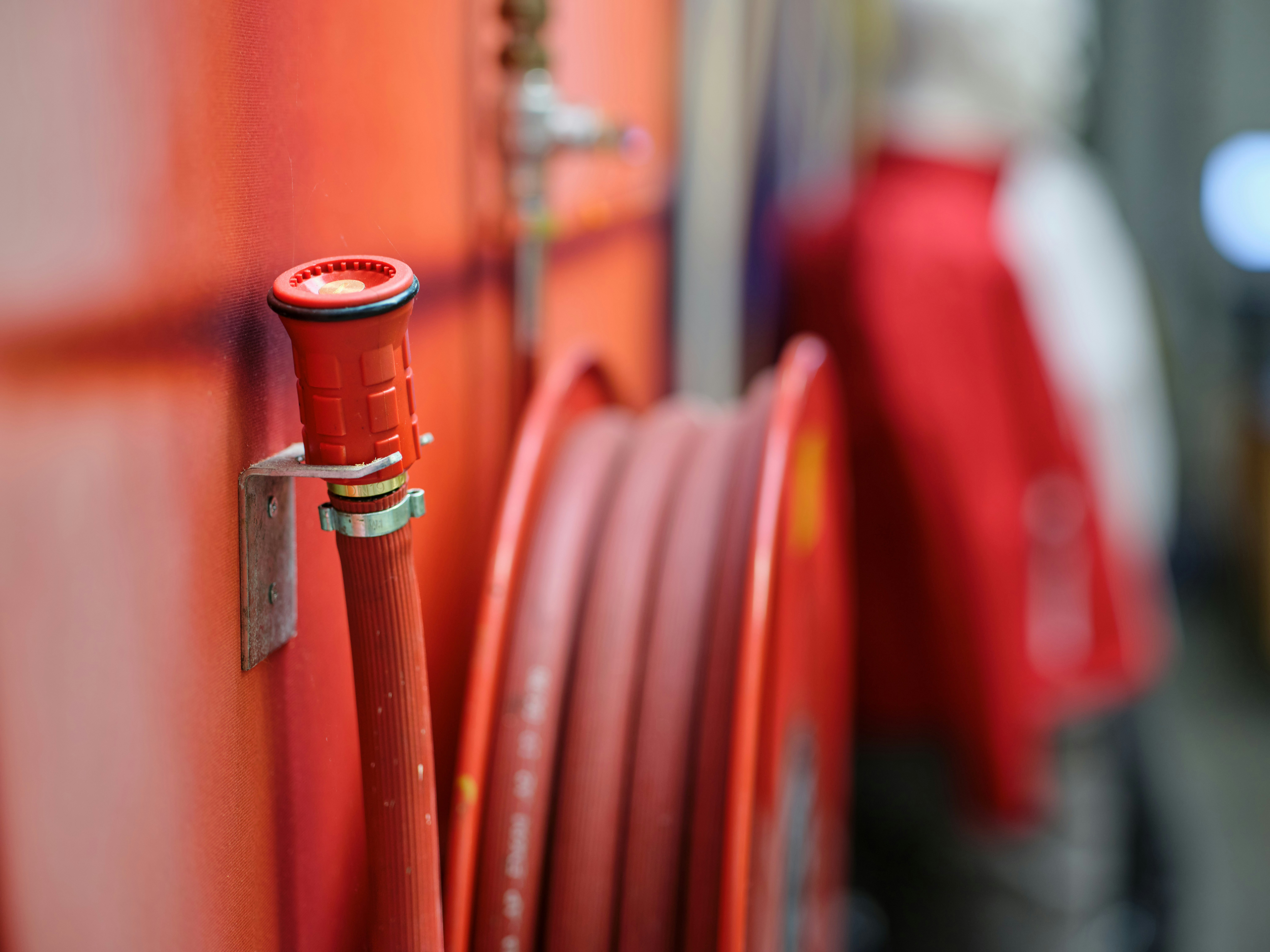 Close up van brandslang in winkel