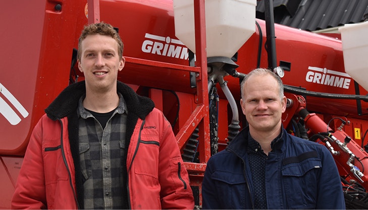Adviseur William en zijn klant Willard over Podium
